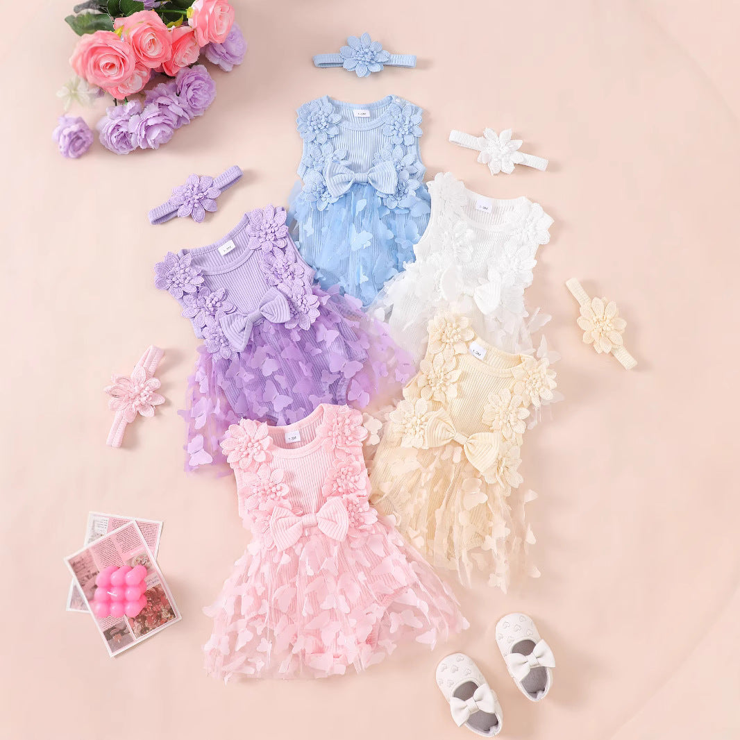 Tutina in tulle bianco con fiori – Body per occasioni speciali con fiori 3D e farfalle (0–18 mesi)