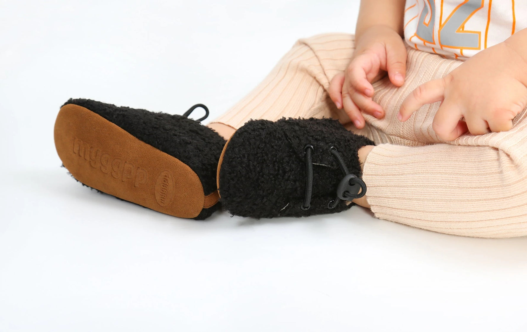 Cozy Warm Cotton Booties (0-12M)    Mimou Babywear