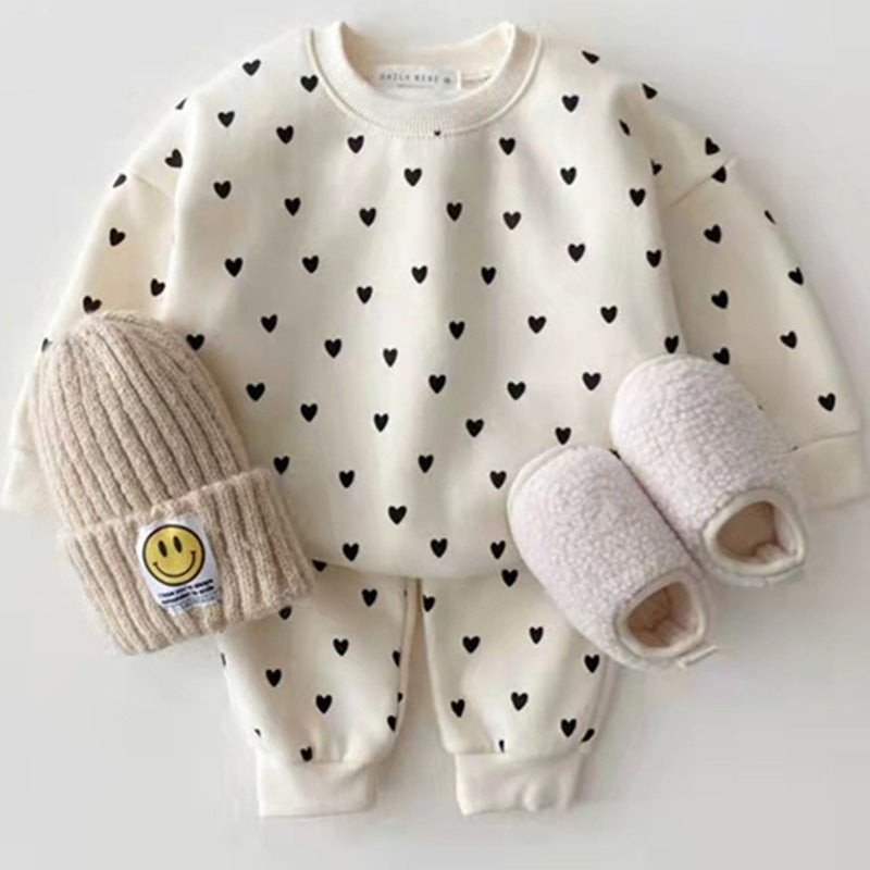 Heart Print Sweatshirt & Jogger Set – Cozy Two-Piece Baby Girl Outfit (0–12M)