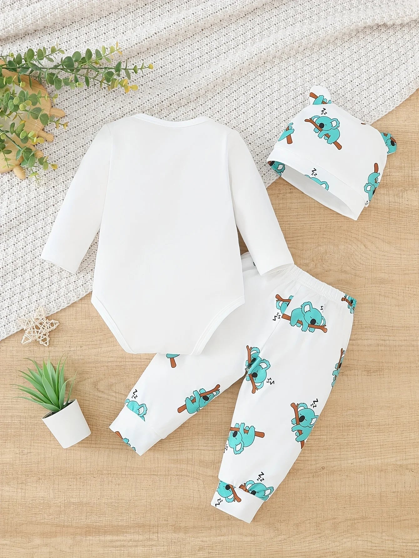 Little Koala 3-Piece Set – Long Sleeve Bodysuit, Trousers & Hat (0–18M)    Mimou Babywear