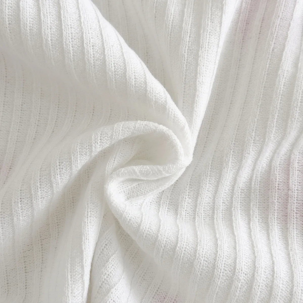 Sleeveless Baby Girl Ribbed Romper with Floral Embroidery (0–18M)    Mimou Babywear