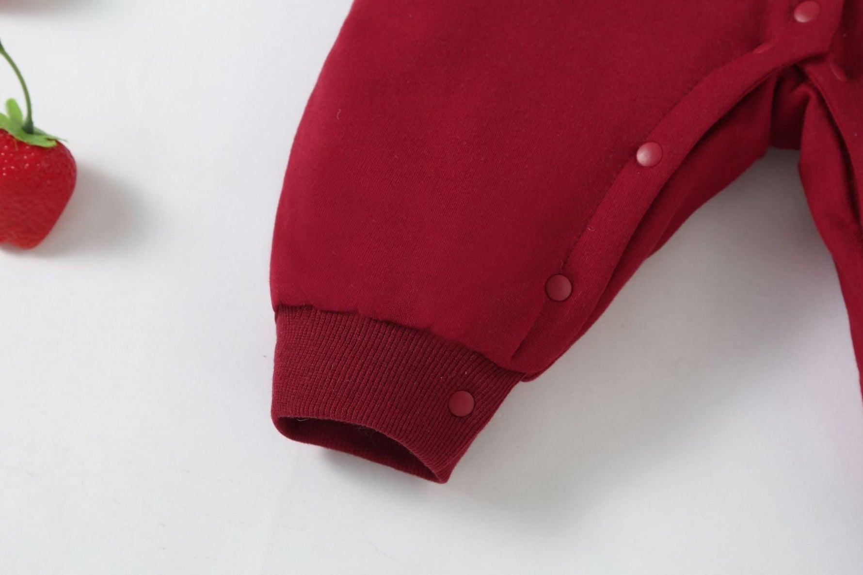 Velvet-Lined Long-Sleeve Baby Girl Jumpsuit with Matching Bonnet – Autumn & Winter Outfit    Mimou Babywear